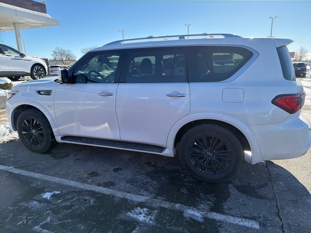 2018 INFINITI QX80 - Image 2