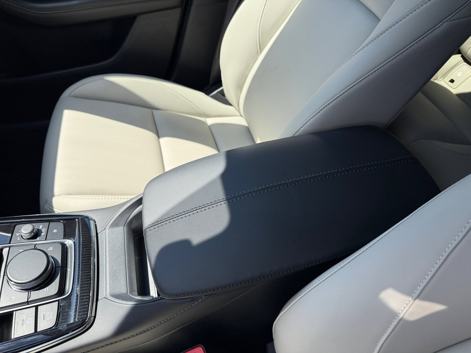 2025 Mazda CX-30 2.5 S Preferred photo 14