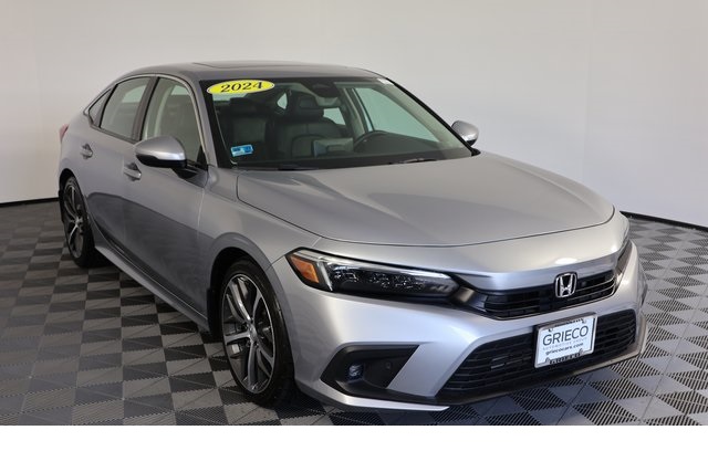 2024 Honda Civic Touring's photo