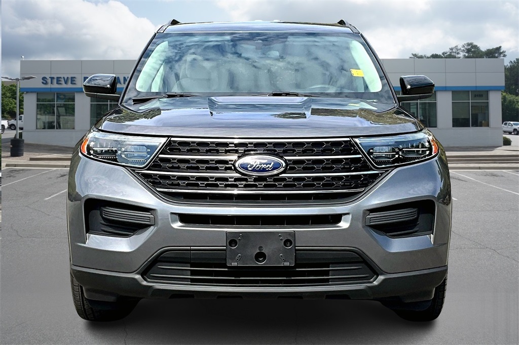 2021 Ford Explorer XLT photo 2