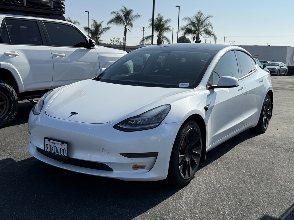 2020 Tesla Model 3 Standard Range Plus photo 3