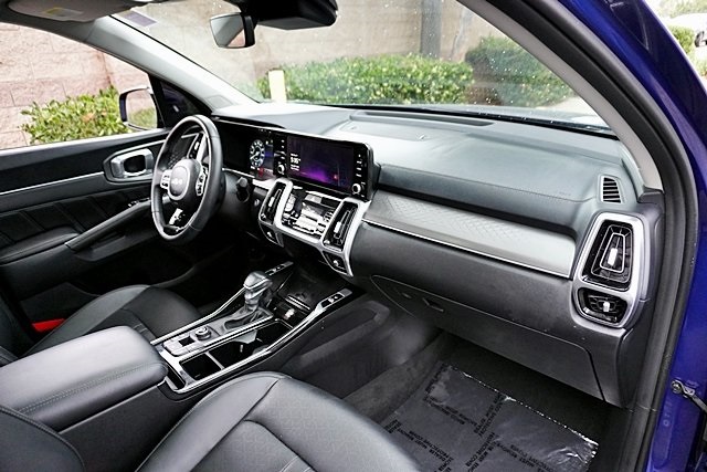 2023 Kia Sorento SX photo 9