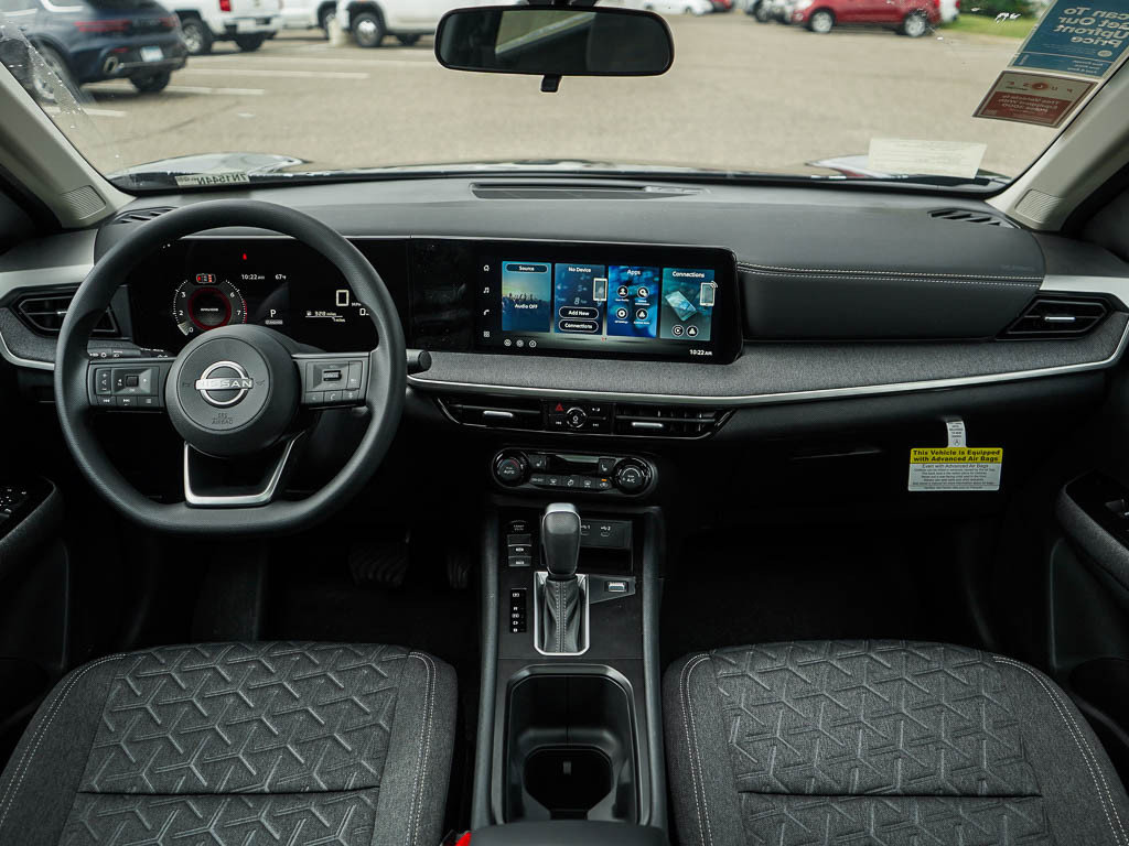 2026 Nissan Kicks SV photo 12