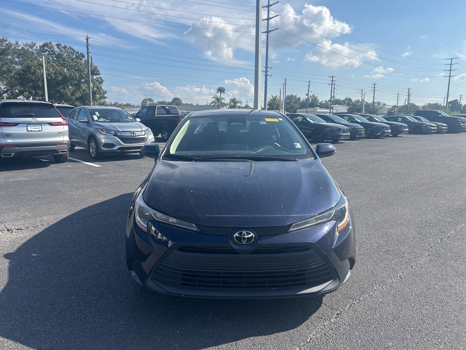2023 Toyota Corolla LE photo 2