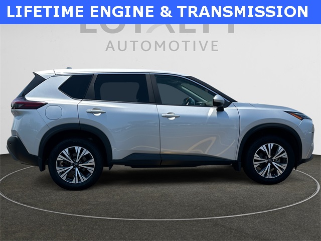 2023 Nissan Rogue SV photo 6
