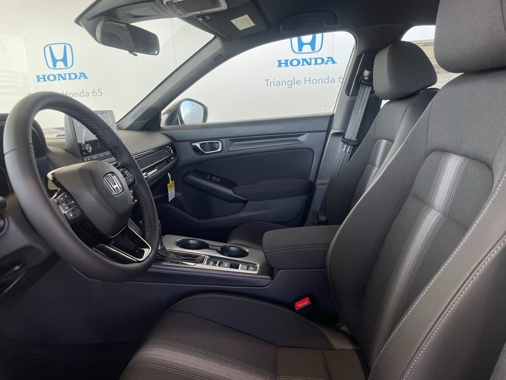 2025 Honda Civic Sport photo 5