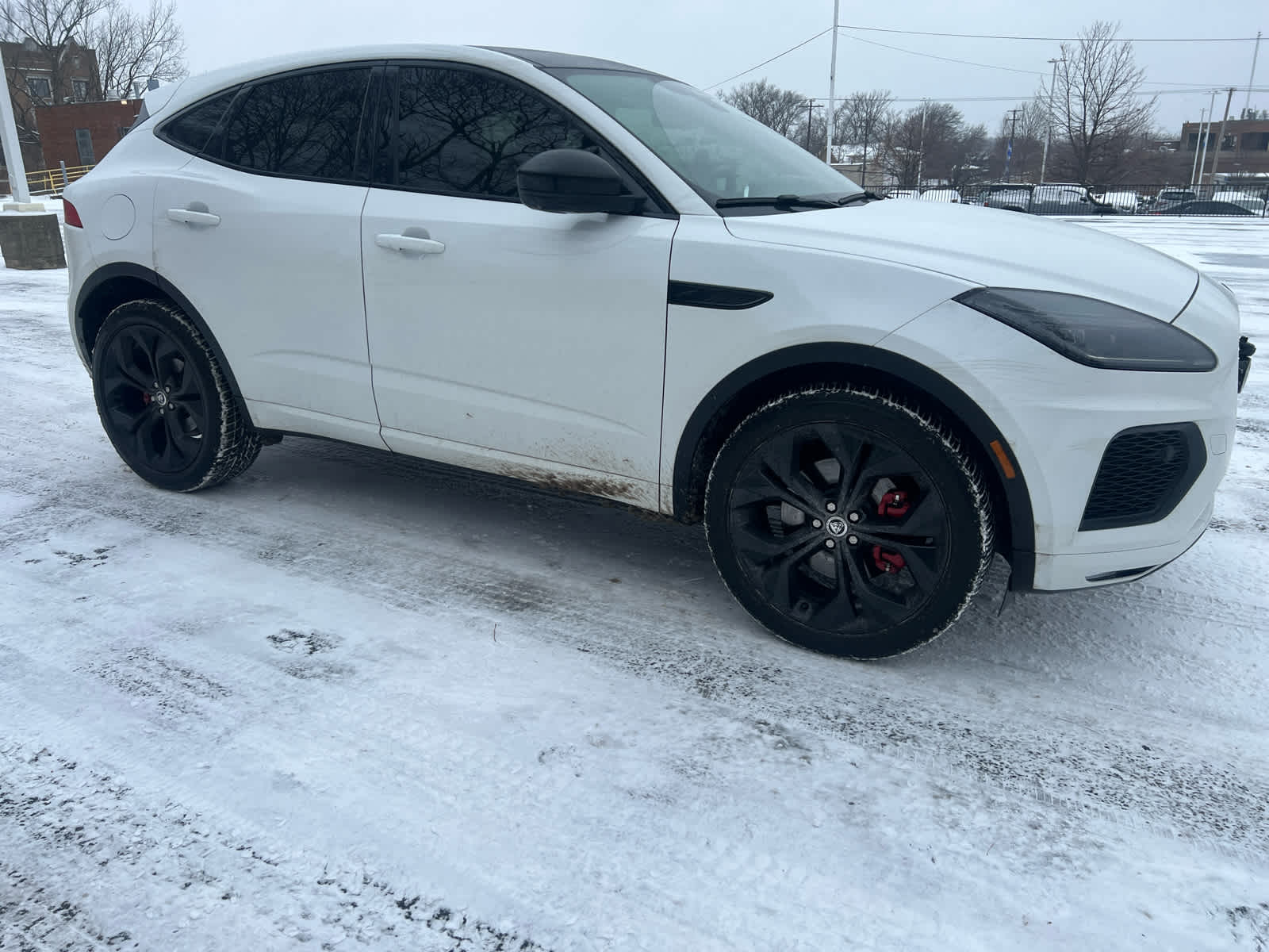 2024 Jaguar E-Pace R-DYNAMIC SE's photo