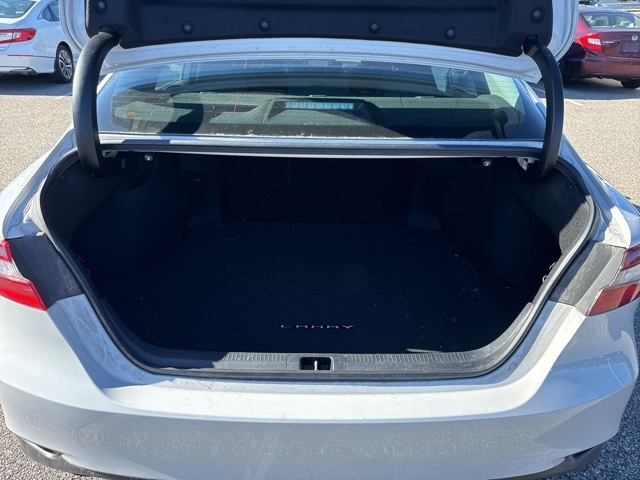 2022 Toyota Camry Hybrid LE photo 20