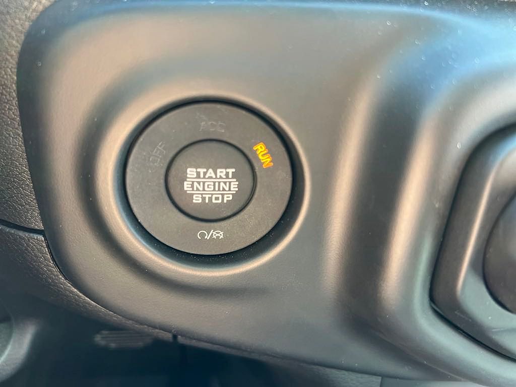 2023 Jeep Wrangler Rubicon 4xe photo 24