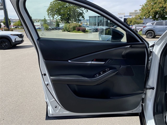 2025 Mazda CX-30 2.5 Select Sport photo 3