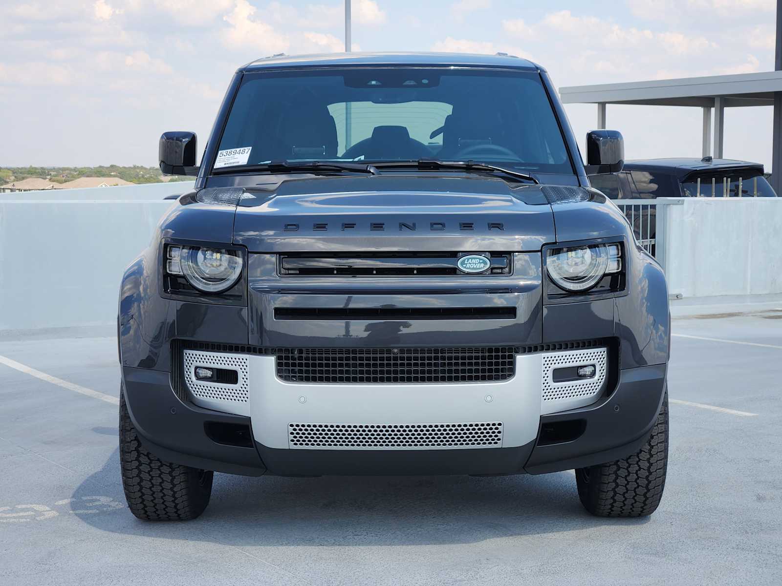2025 Land Rover Defender S photo 2