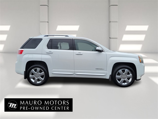 Used 2015 GMC Terrain Denali with VIN 2GKFLZE32F6284034 for sale in North Haven, CT