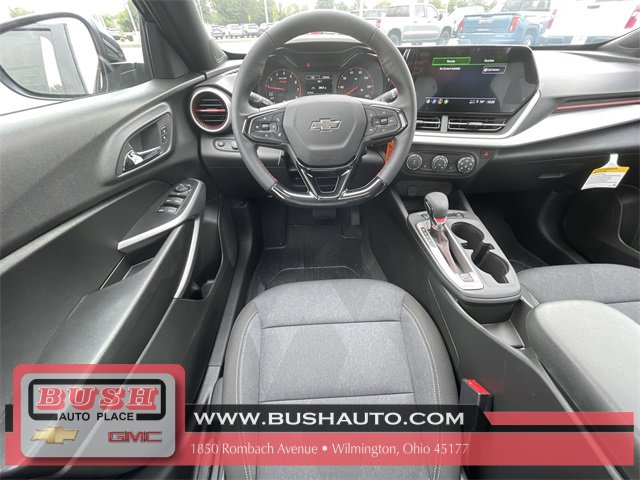 2025 Chevrolet Trax photo 7