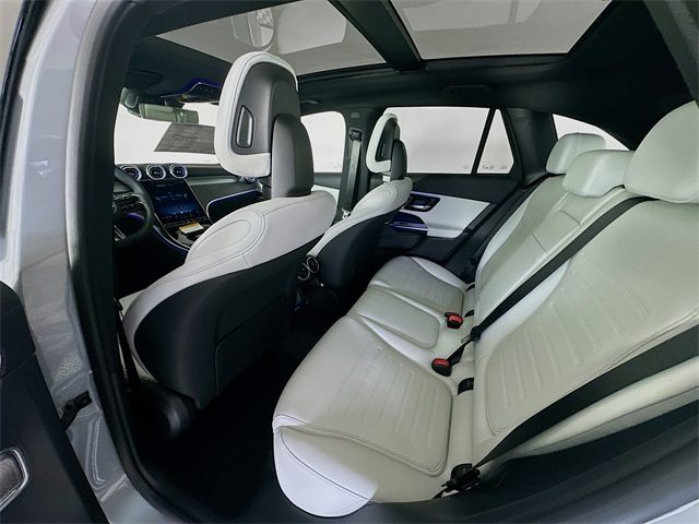 2026 Mercedes Benz GLC 300 photo 22