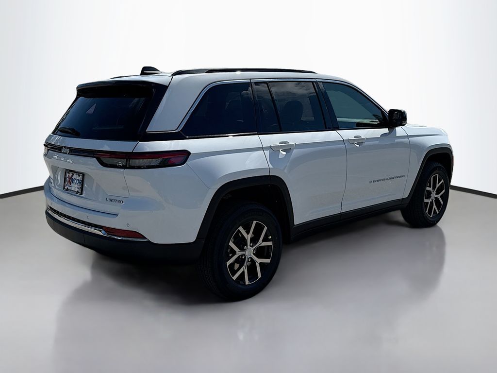 2025 Jeep Grand Cherokee Limited photo 2