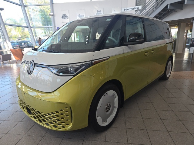 2025 Volkswagen ID. Buzz photo 3