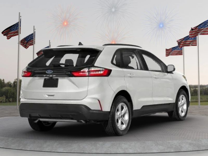 2024 Ford Edge SE photo 2