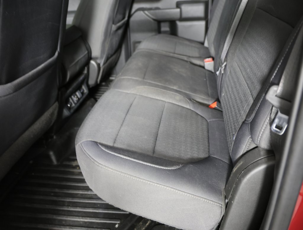 2019 Chevrolet Silverado 1500 LT photo 4