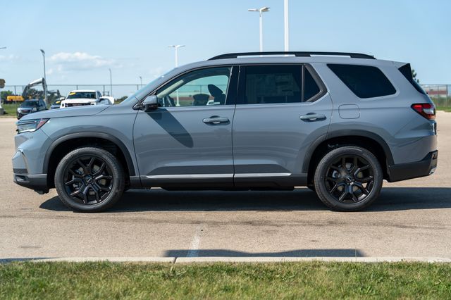 2025 Honda Pilot Touring photo 4