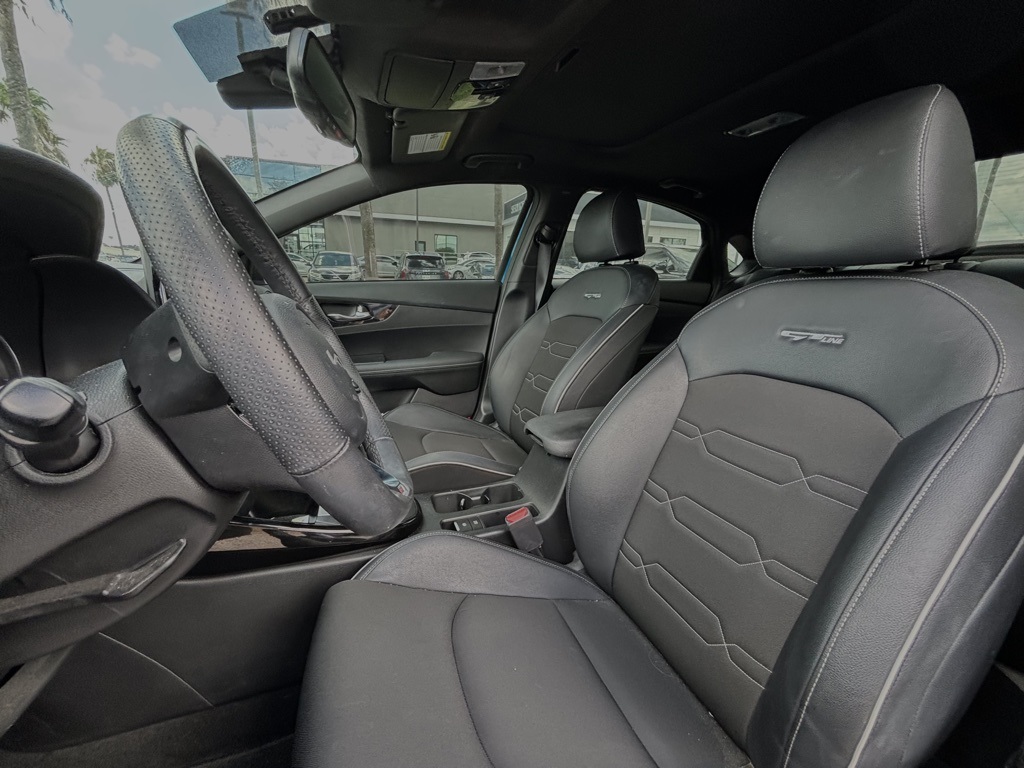 2024 Kia Forte GT-Line photo 13
