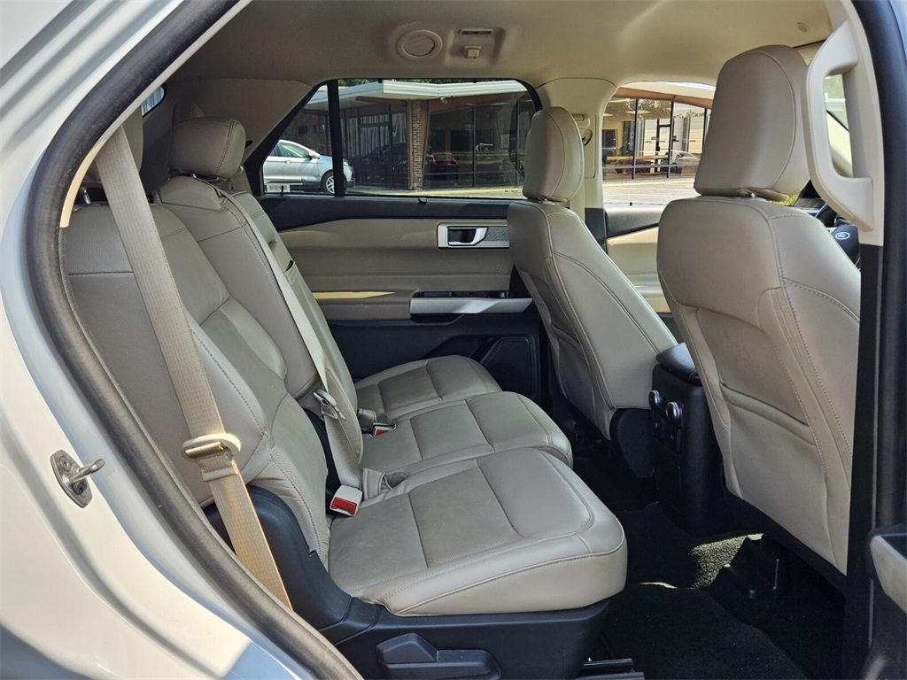 2022 Ford Explorer Limited photo 15