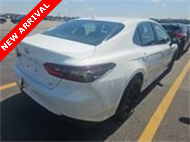2023 Toyota Camry LE photo 4