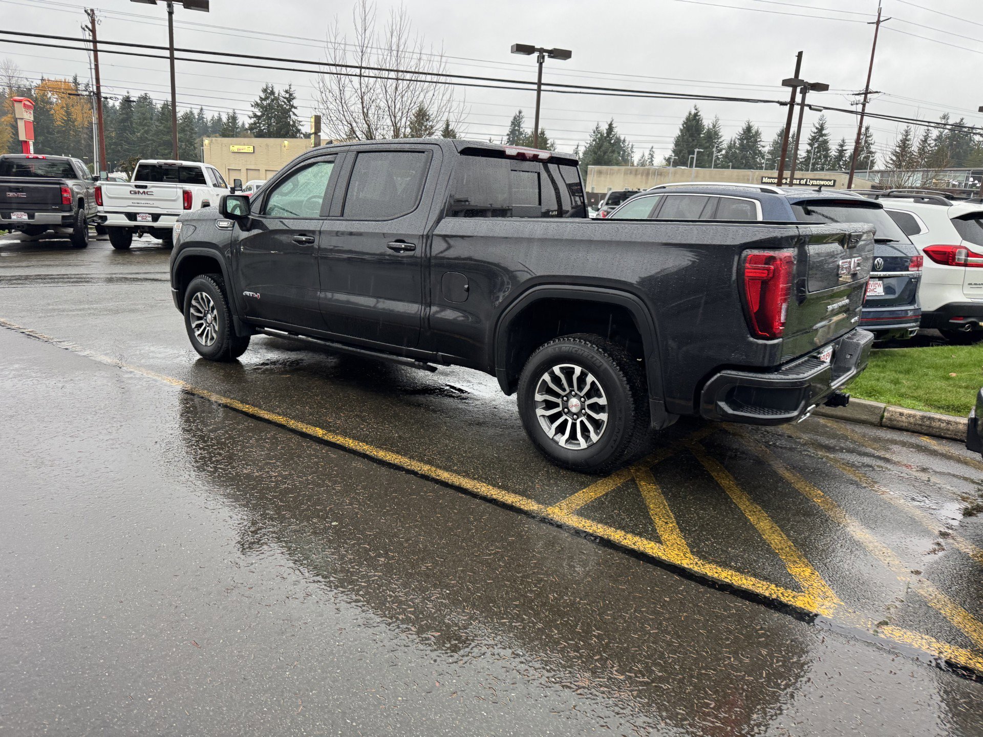 2020 GMC Sierra 1500 AT4's photo