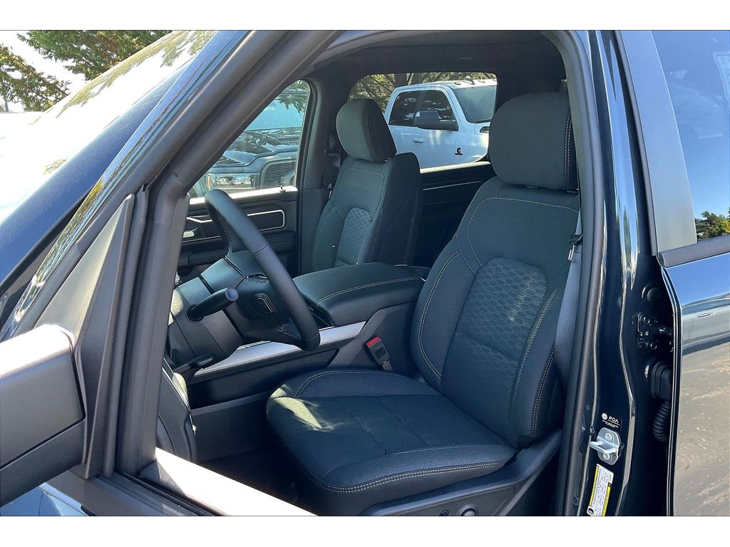 2026 Ram 1500 Big Horn photo 9