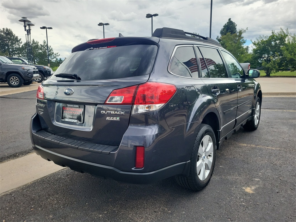2012 Subaru Outback 2.5i Limited photo 4