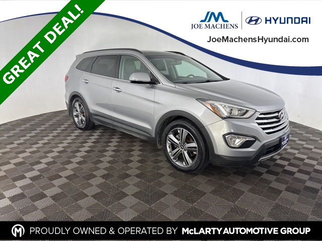 2016 Hyundai Santa Fe SE's photo