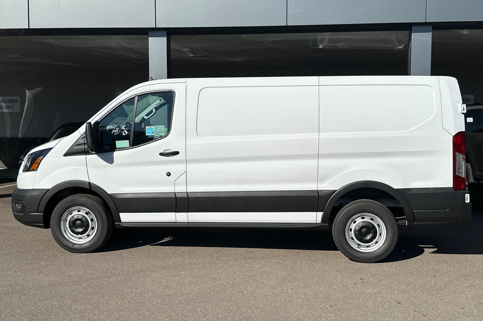 2024 Ford Transit Cargo Van photo 5