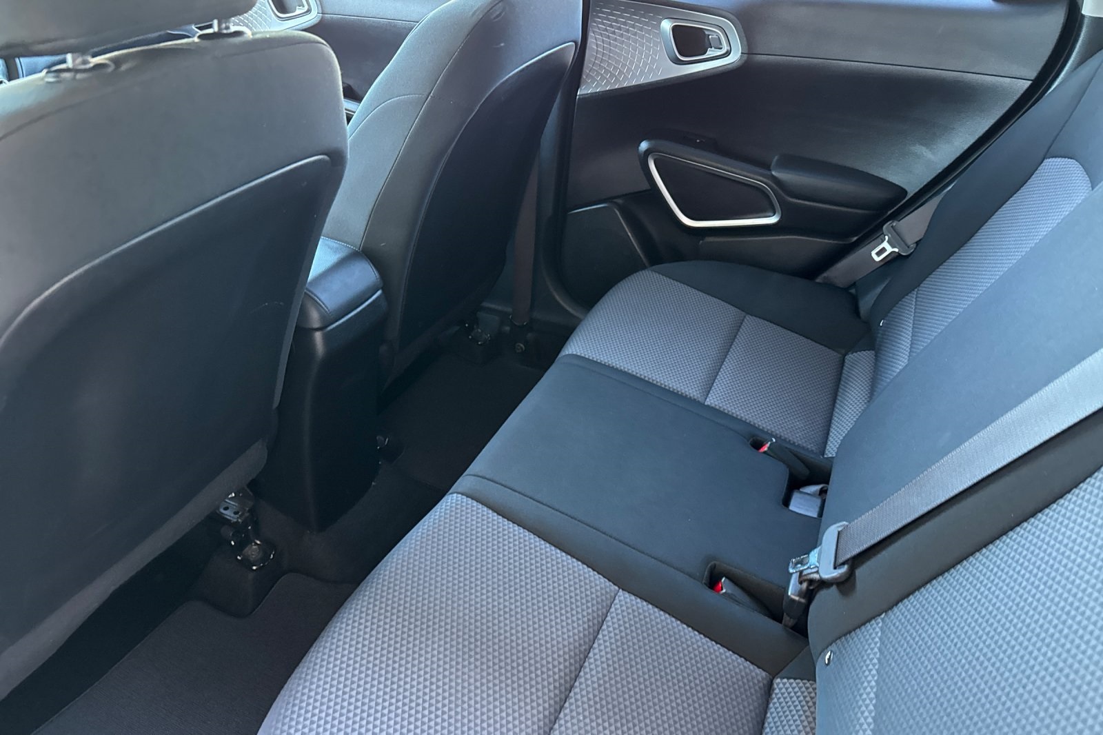 2023 Kia Soul LX photo 11