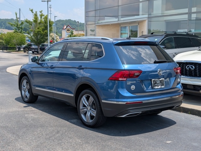 2020 Volkswagen Tiguan SEL photo 2