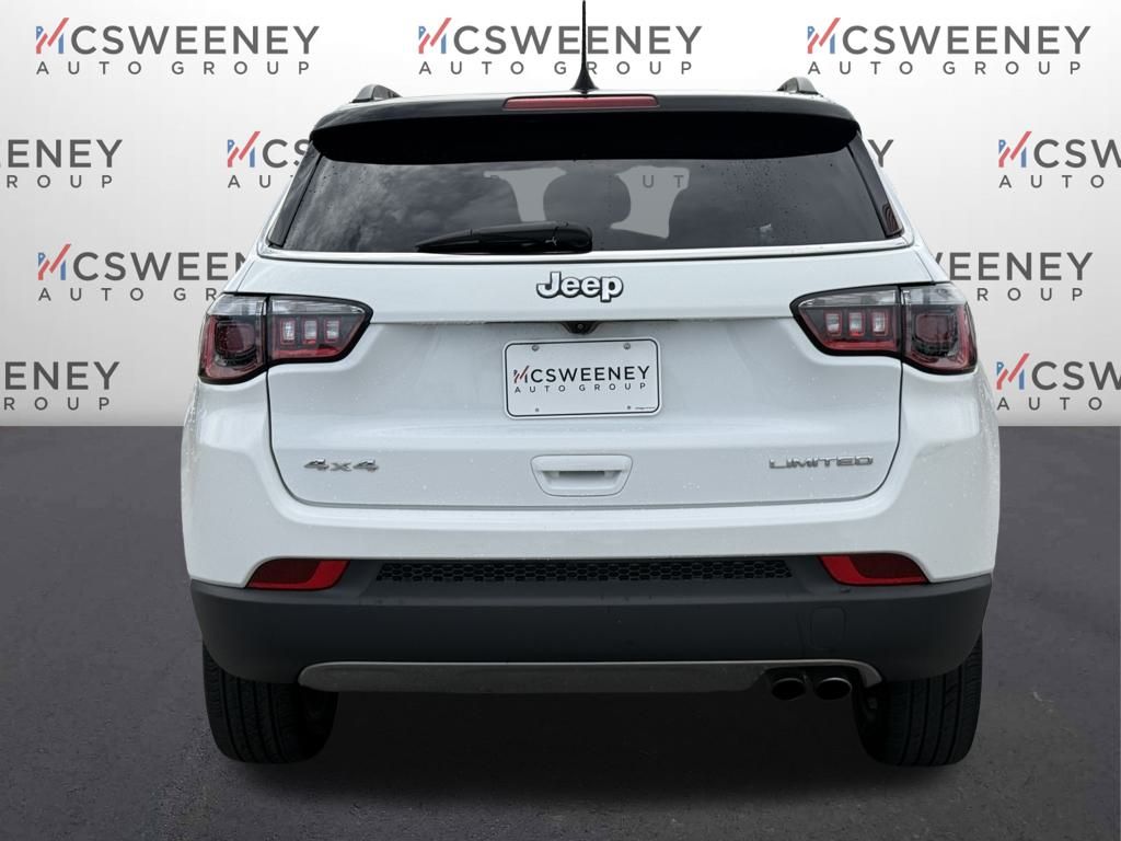 2022 Jeep Compass Limited photo 3