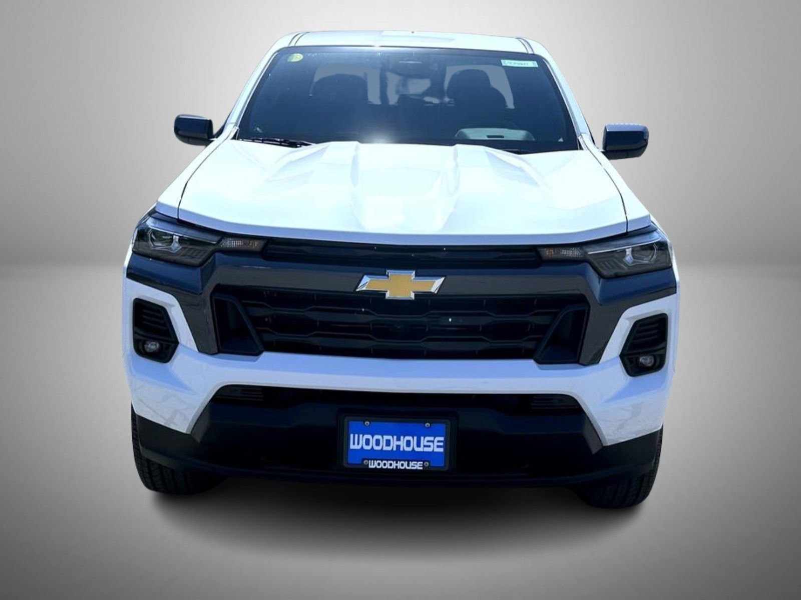 2025 Chevrolet Colorado Work Truck LT photo 2