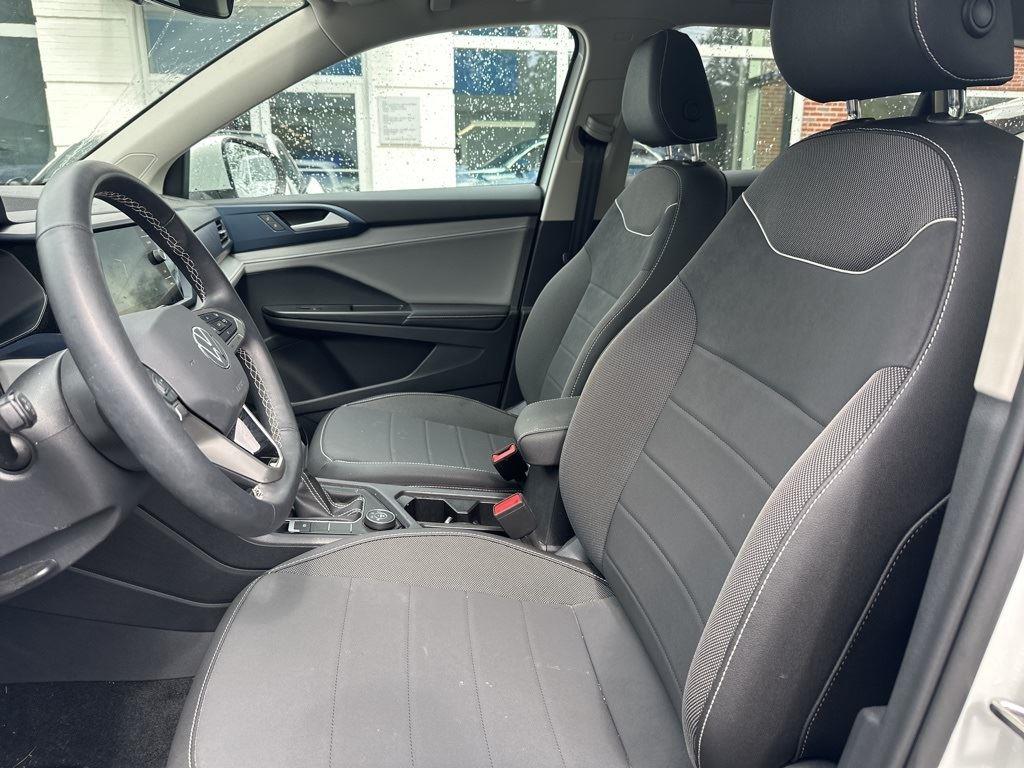 2024 Volkswagen Taos SE photo 10