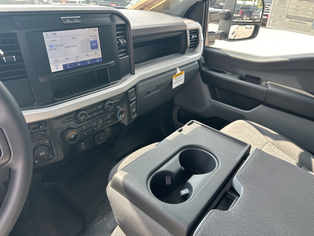 2026 Ford F-250 photo 29