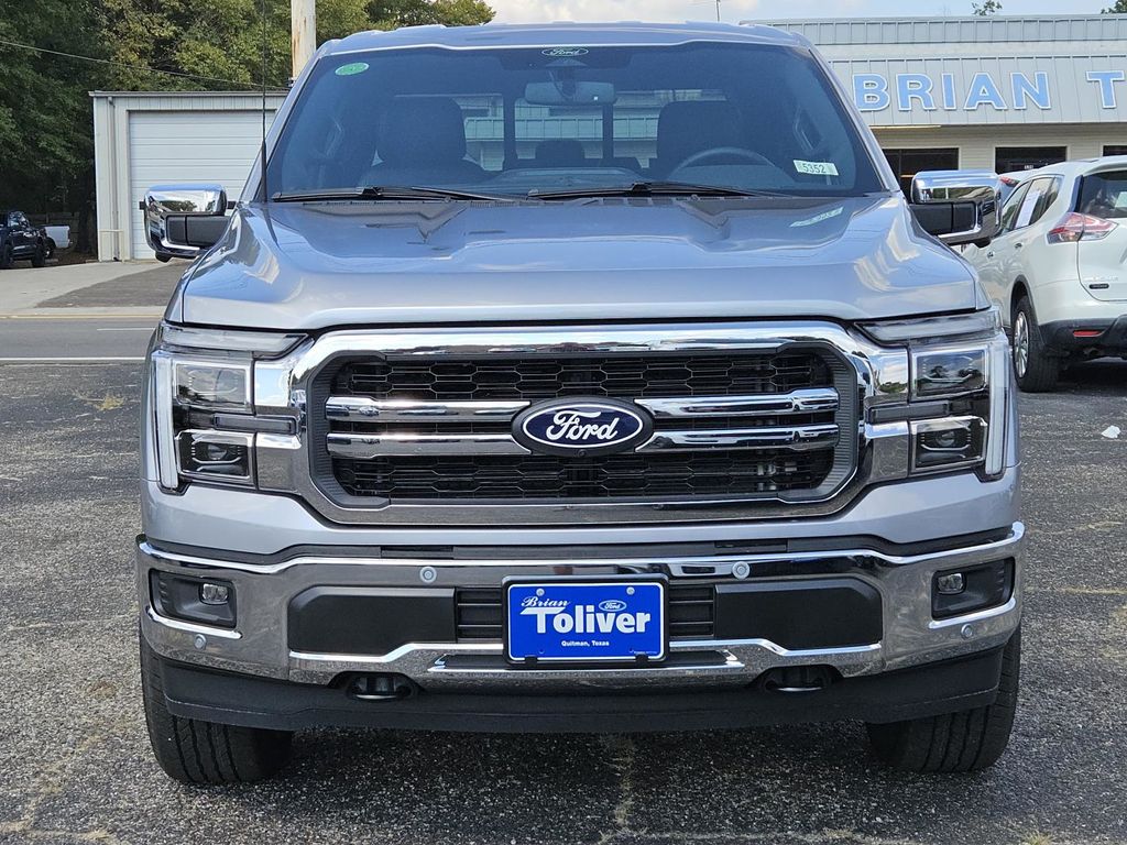 2025 Ford F-150 Lariat photo 3