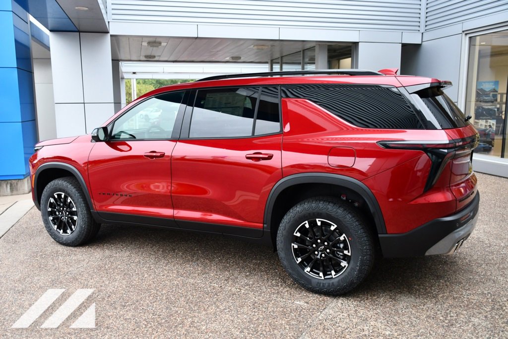 2026 Chevrolet Traverse Z71 photo 4