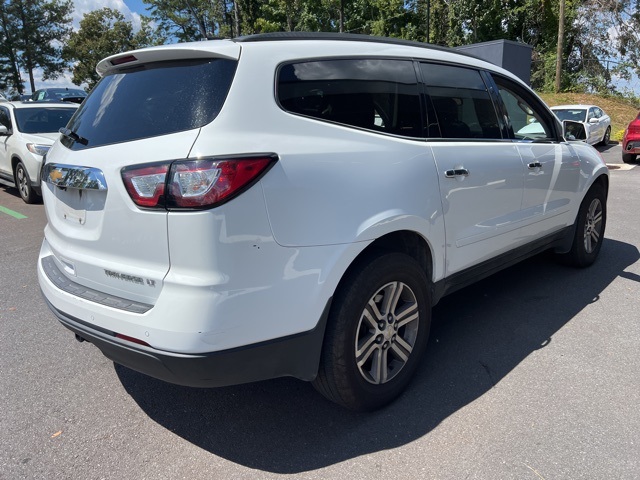 2016 Chevrolet Traverse 2LT photo 4