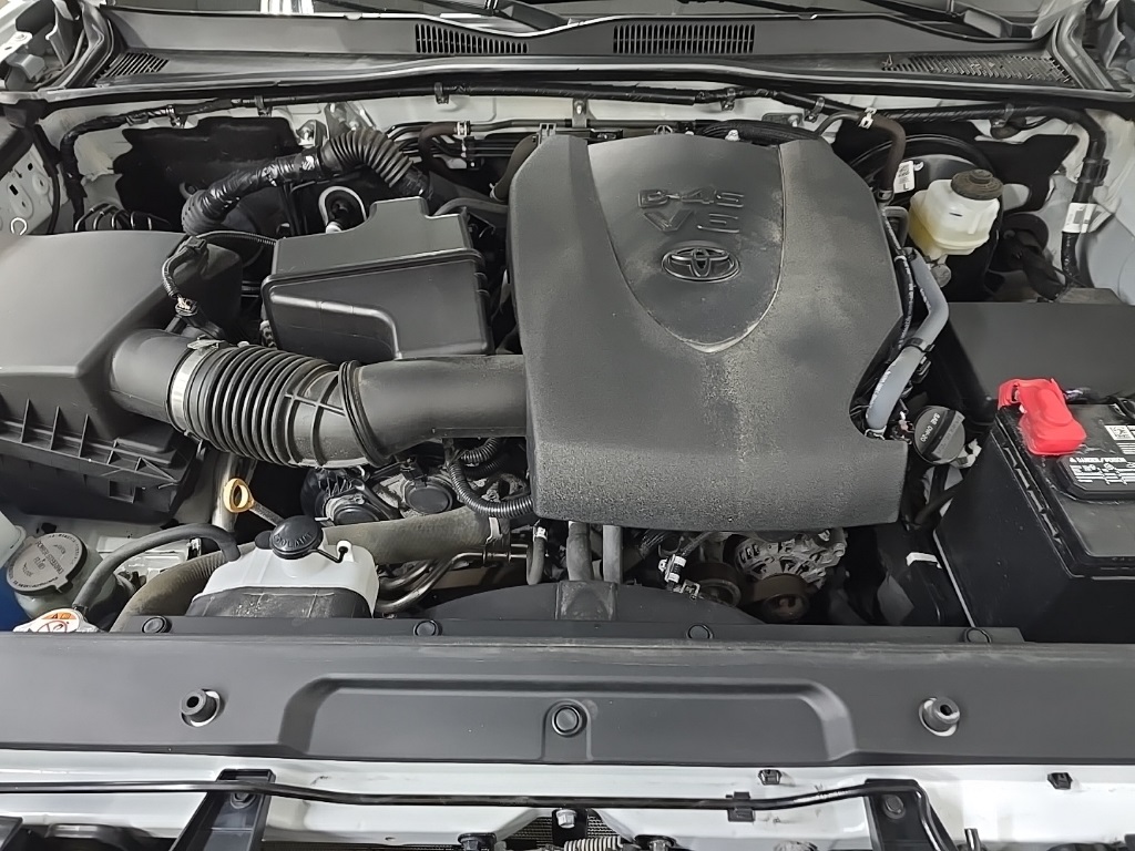 2023 Toyota Tacoma SR5 V6 photo 11