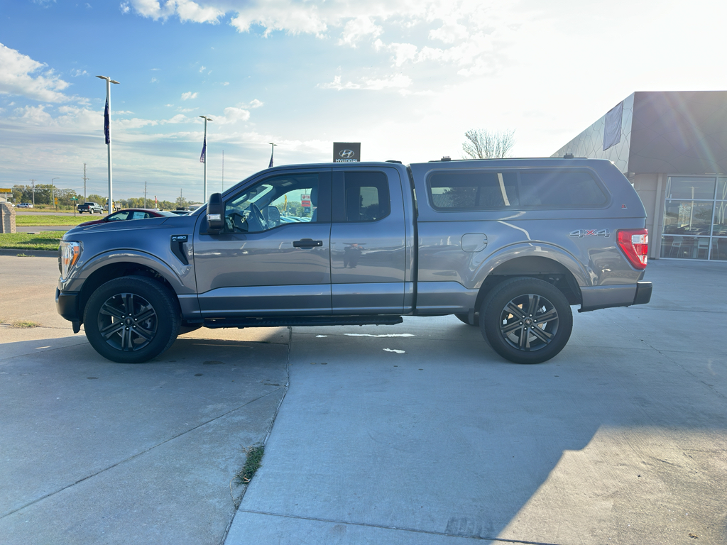 2021 Ford F-150 XL photo 4