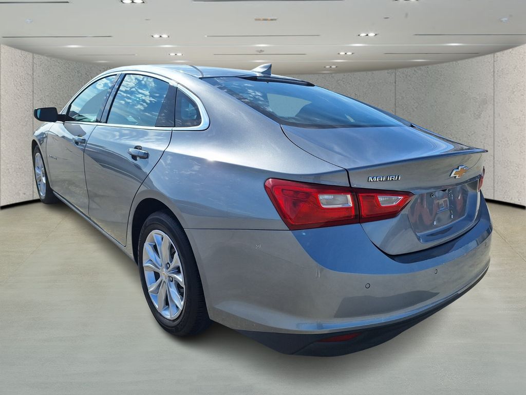 2024 Chevrolet Malibu 1LT photo 3