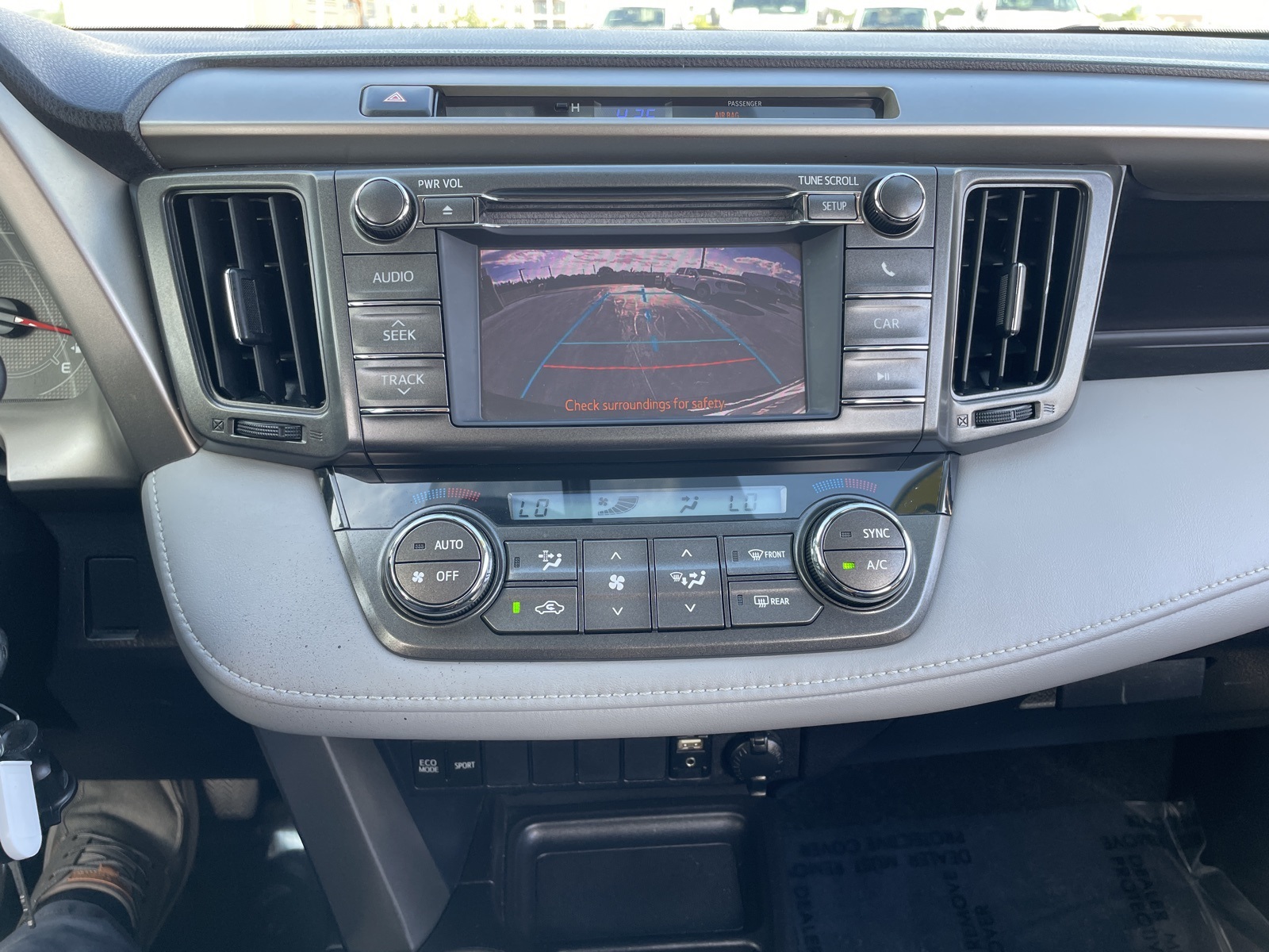 2013 Toyota RAV4 XLE photo 19