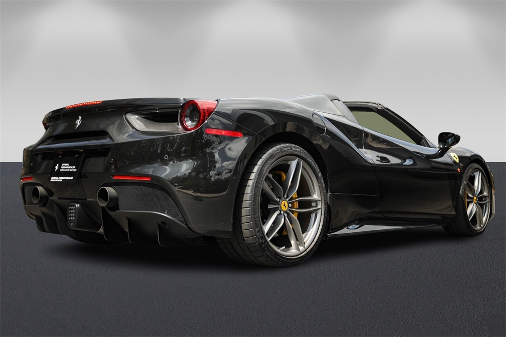 Certified Used 2018 Nero Daytona Metallic Ferrari Base image 3