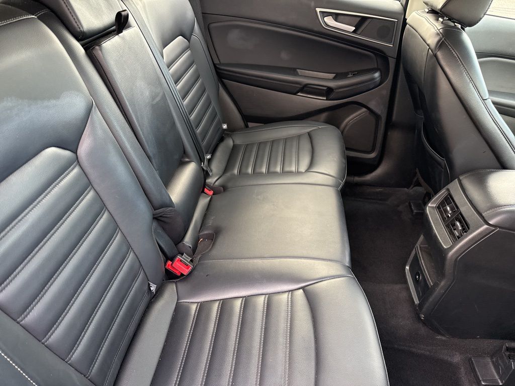 2024 Ford Edge SEL photo 35