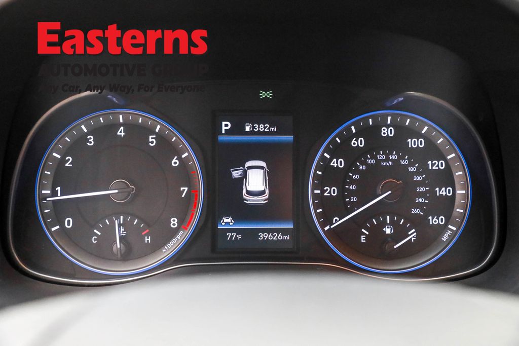 2021 Hyundai Kona SEL Plus photo 12