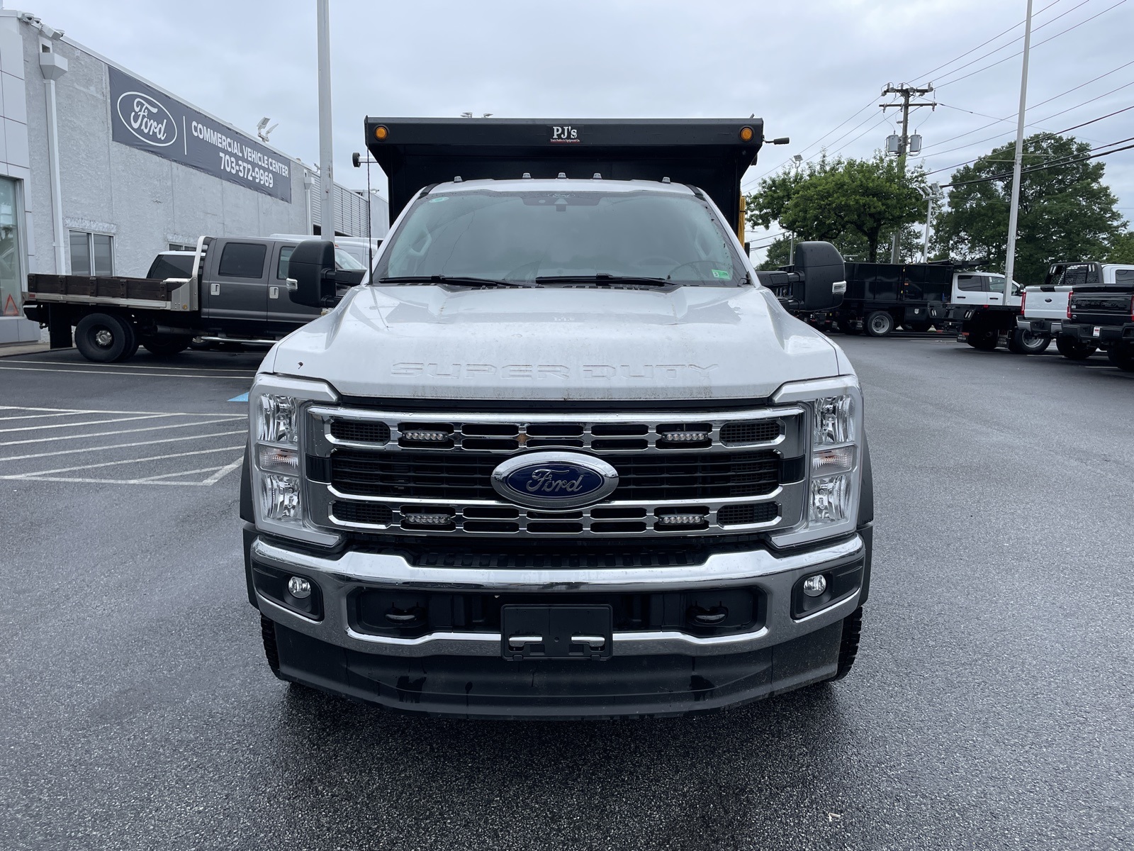 2024 Ford F-550 photo 12