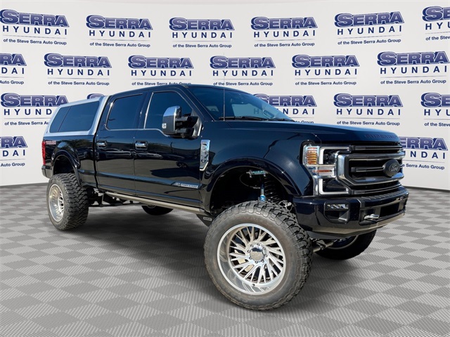 2022 Ford F-350 Super Duty Platinum's photo