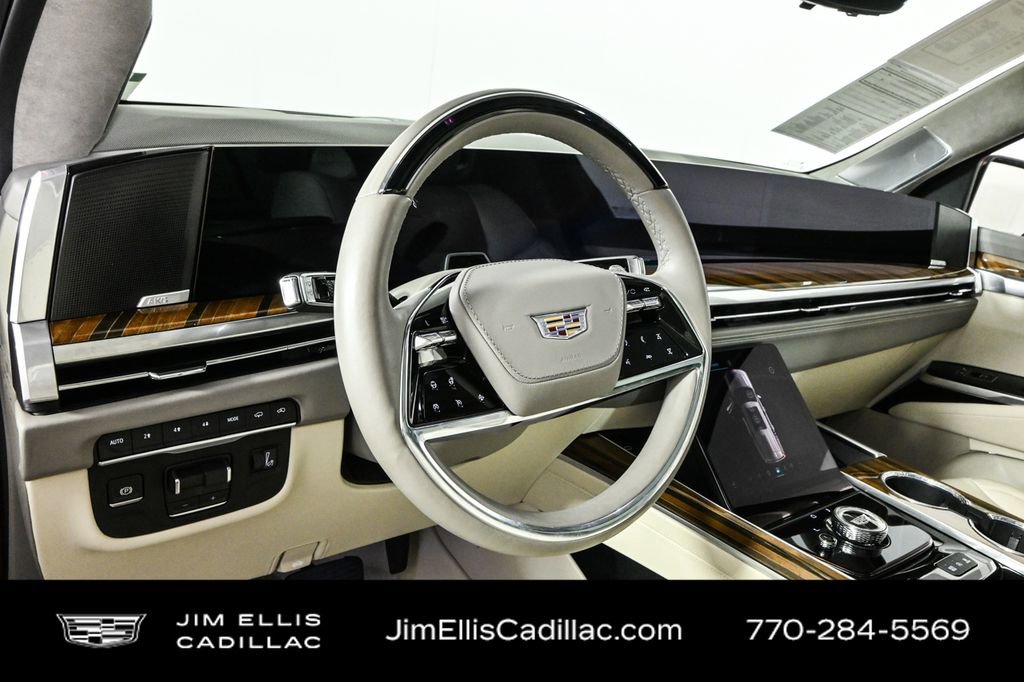 2025 Cadillac Escalade Sport Platinum photo 4